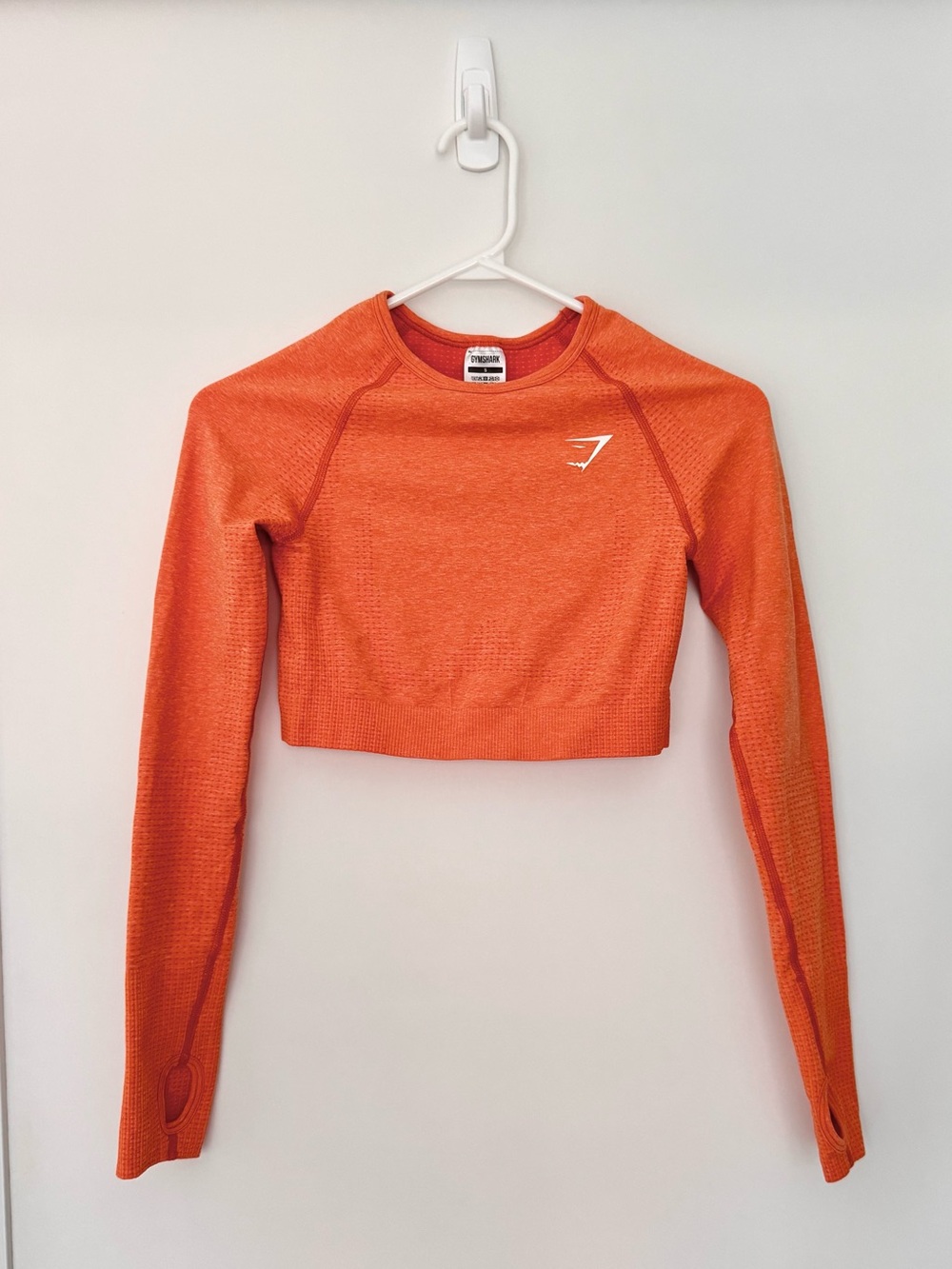 Gymshark Vital Seamless 2.0 Long Sleeve Crop Top - Apricot Orange - size small